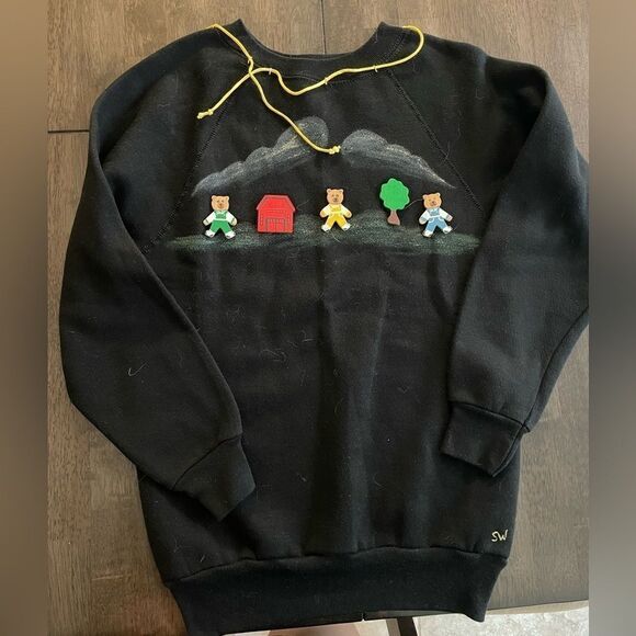 VINTAGE 80s Handmade Tultex Festive 3D Crewneck Sweater Bear School - Picture 1 of 3